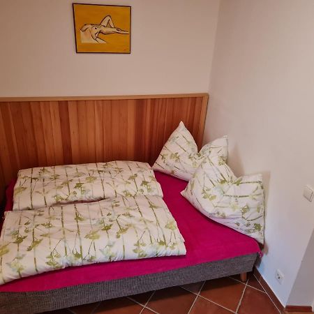 Altstadtjuwel Mit Sauna Санкт Файт ан дер Глан Екстериор снимка