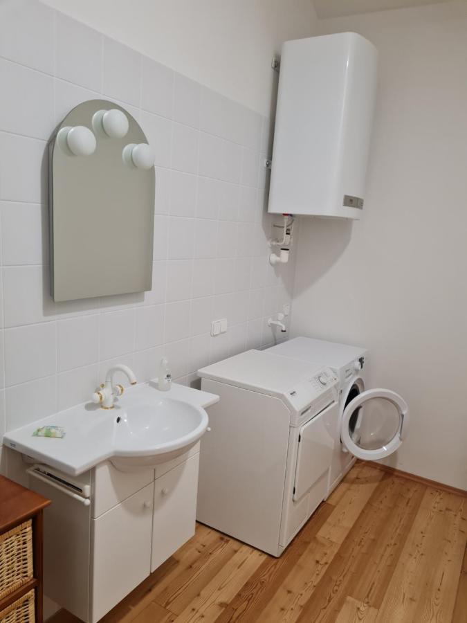 Altstadtjuwel Mit Sauna Санкт Файт ан дер Глан Екстериор снимка