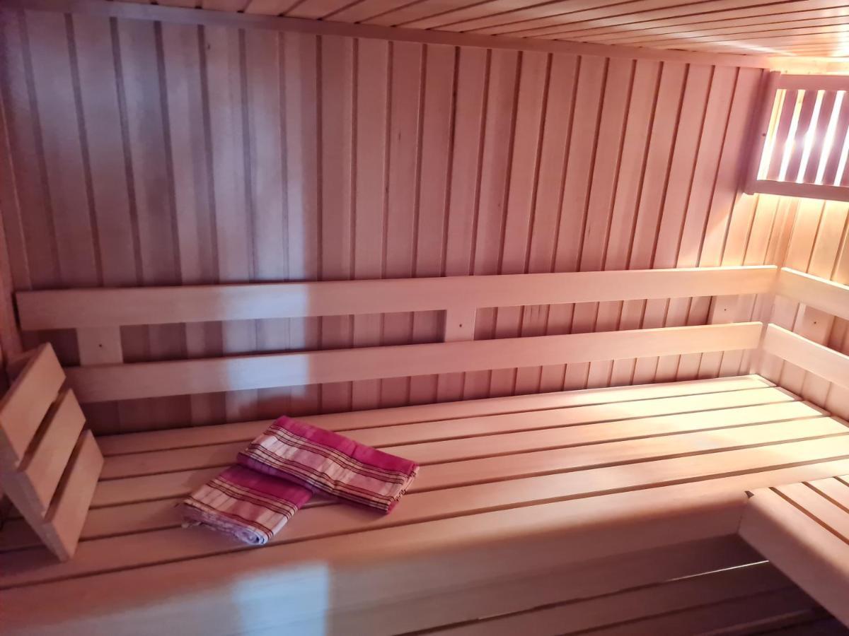 Altstadtjuwel Mit Sauna Санкт Файт ан дер Глан Екстериор снимка